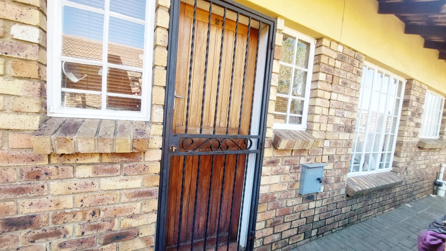 2 Bedroom Property for Sale in Vaalpark Free State